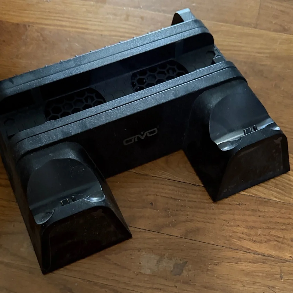 Double charger console
